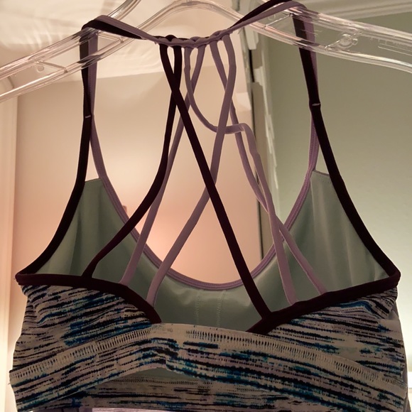 Lululemon Lighten Up Tank in Blurry Belle Multi - Picture 8 of 9
